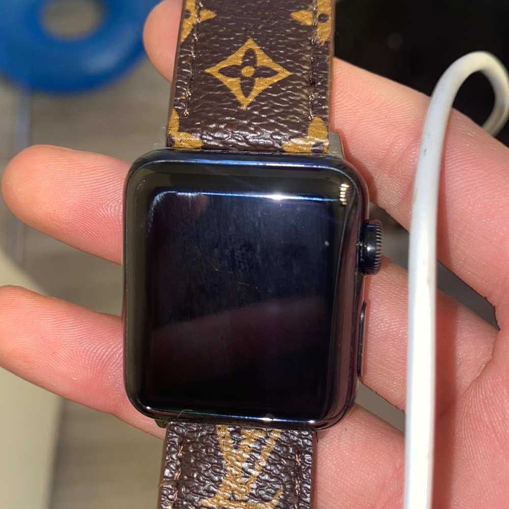 APPLE WATCH SERIES 3